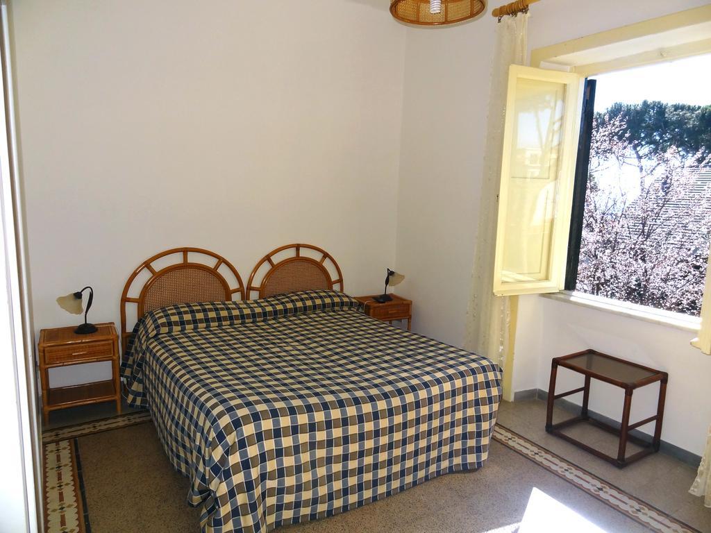 B&B Villa Fantasia กาเอตา ห้อง รูปภาพ