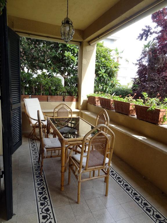 B&B Villa Fantasia กาเอตา ภายนอก รูปภาพ